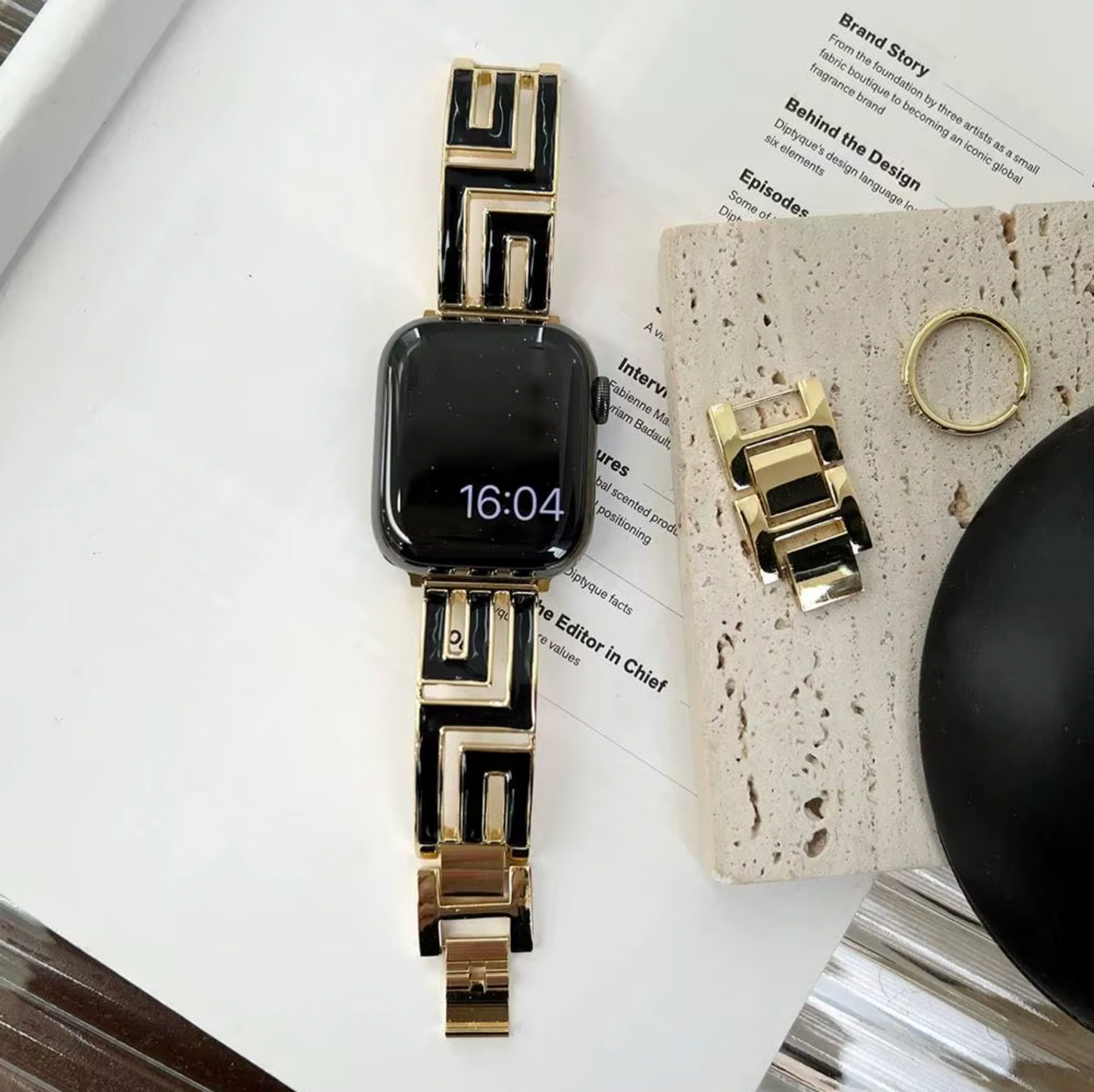 Luxury Geometric Metal Strap for Apple Watch