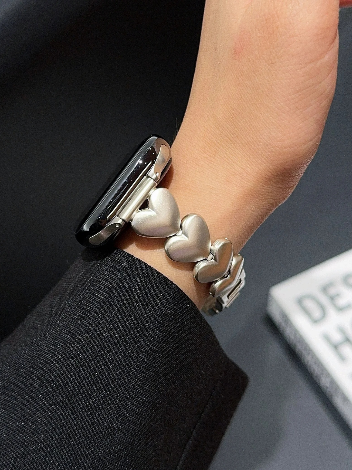 Luxury Love Heart Metal Bracelet for Apple Watch