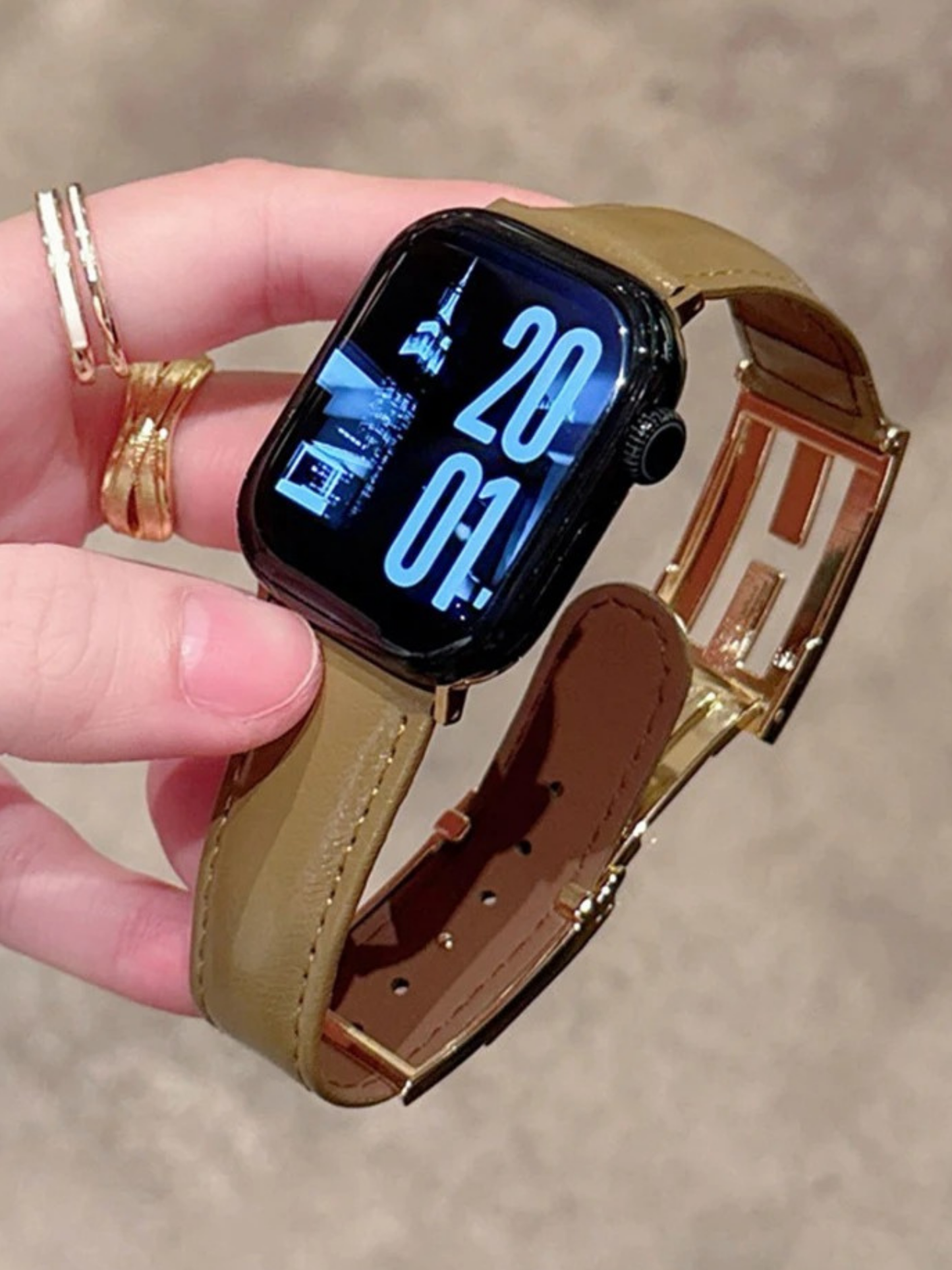 Leather Magnetic Strap for Apple Watch – Elegant Women Bracelet