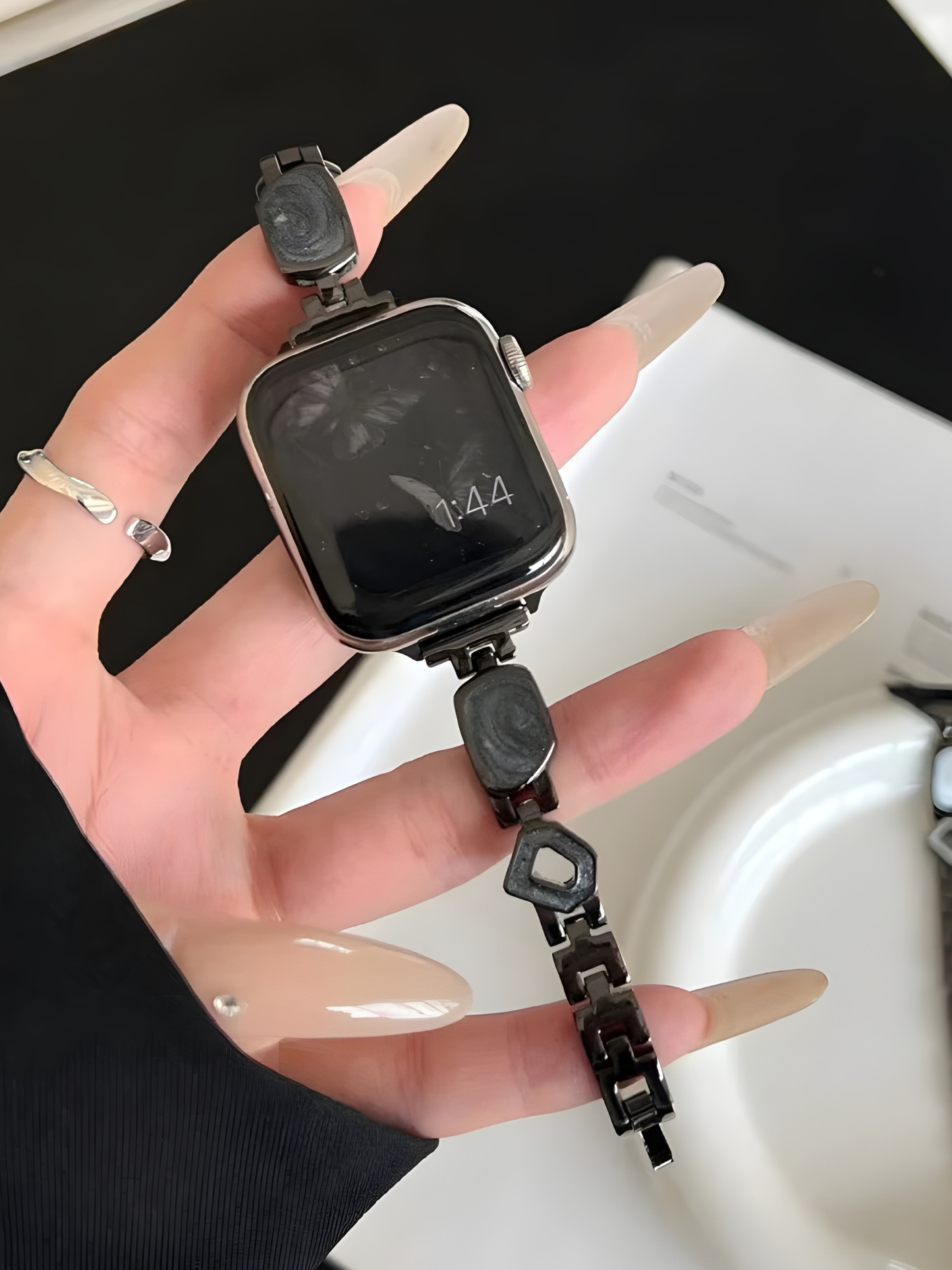 Elegant Crystal Link Bracelet Band for Apple Watch – Stainless Steel