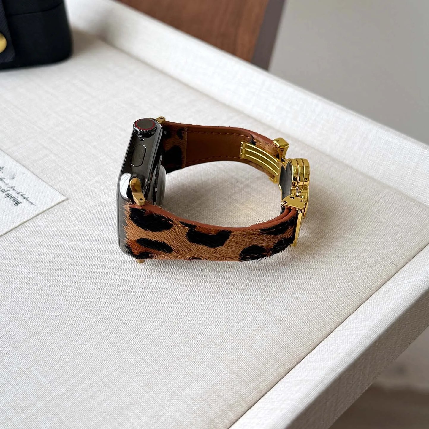 Four-Leaf Leopard Leather Magnetic Band for Apple Watch