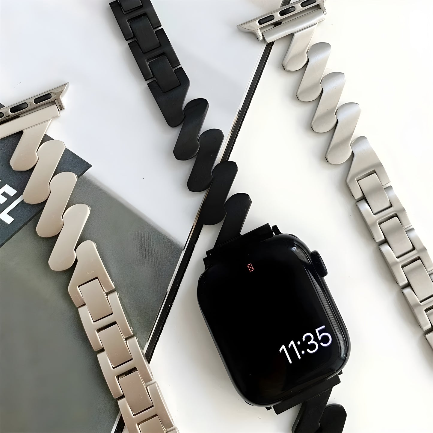 Stainless Steel Chain Strap for Apple Watch – Adjustable Women’s Bracelet