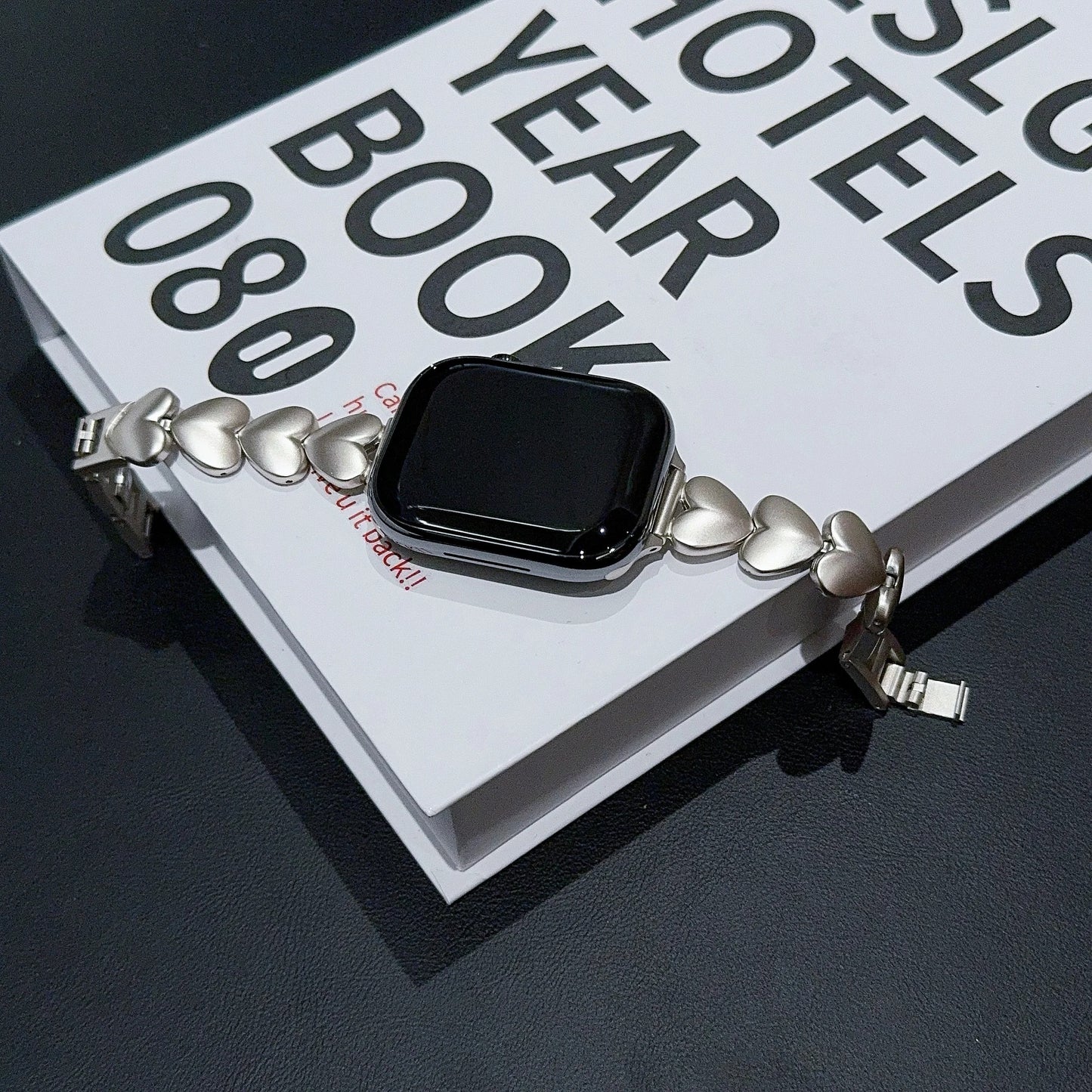 Luxury Love Heart Metal Bracelet for Apple Watch
