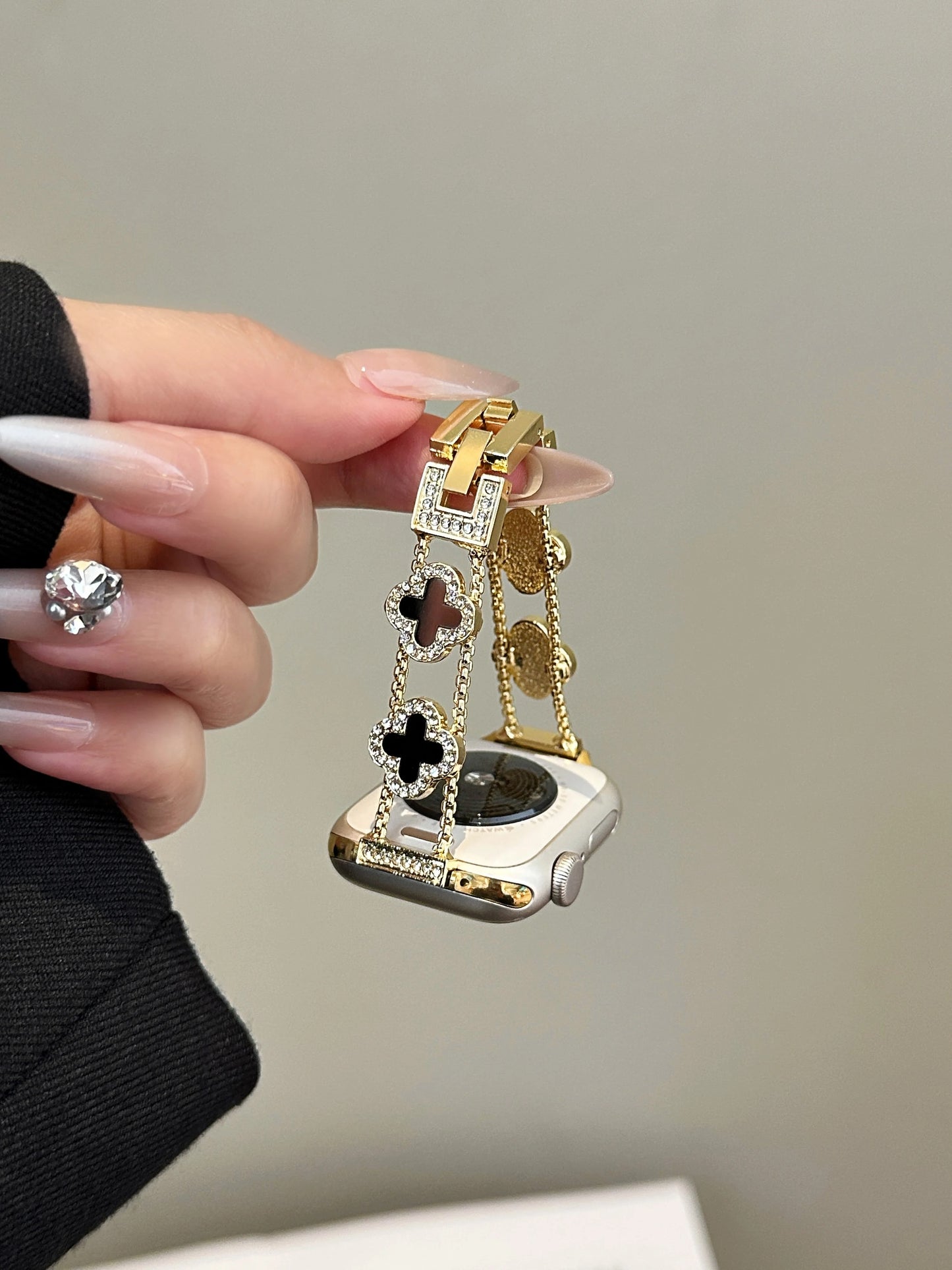Designer Clover Stainless Steel Band for Apple Watch