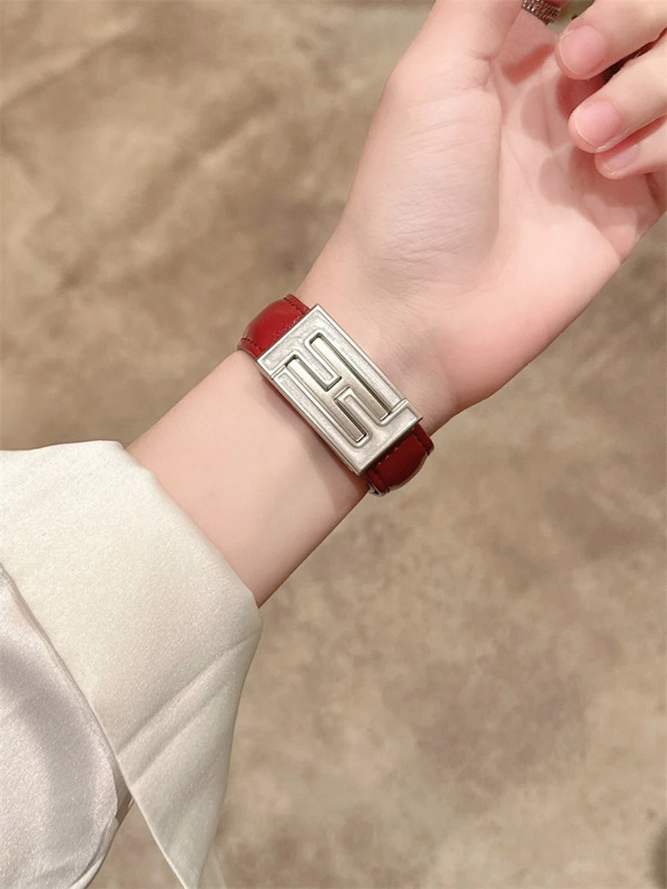 Leather Magnetic Strap for Apple Watch – Elegant Women Bracelet