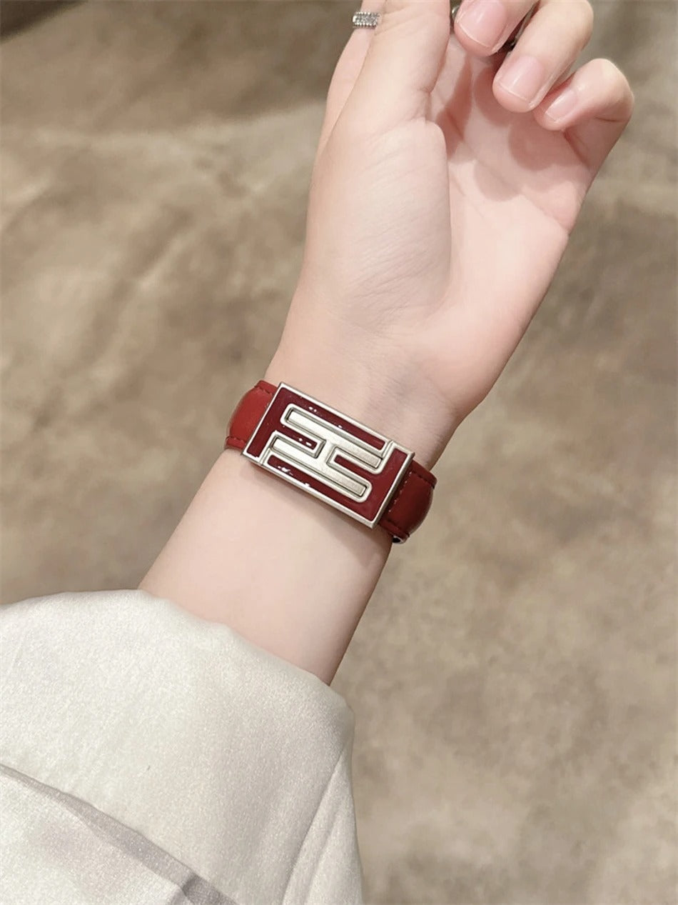 Leather Magnetic Strap for Apple Watch – Elegant Women Bracelet
