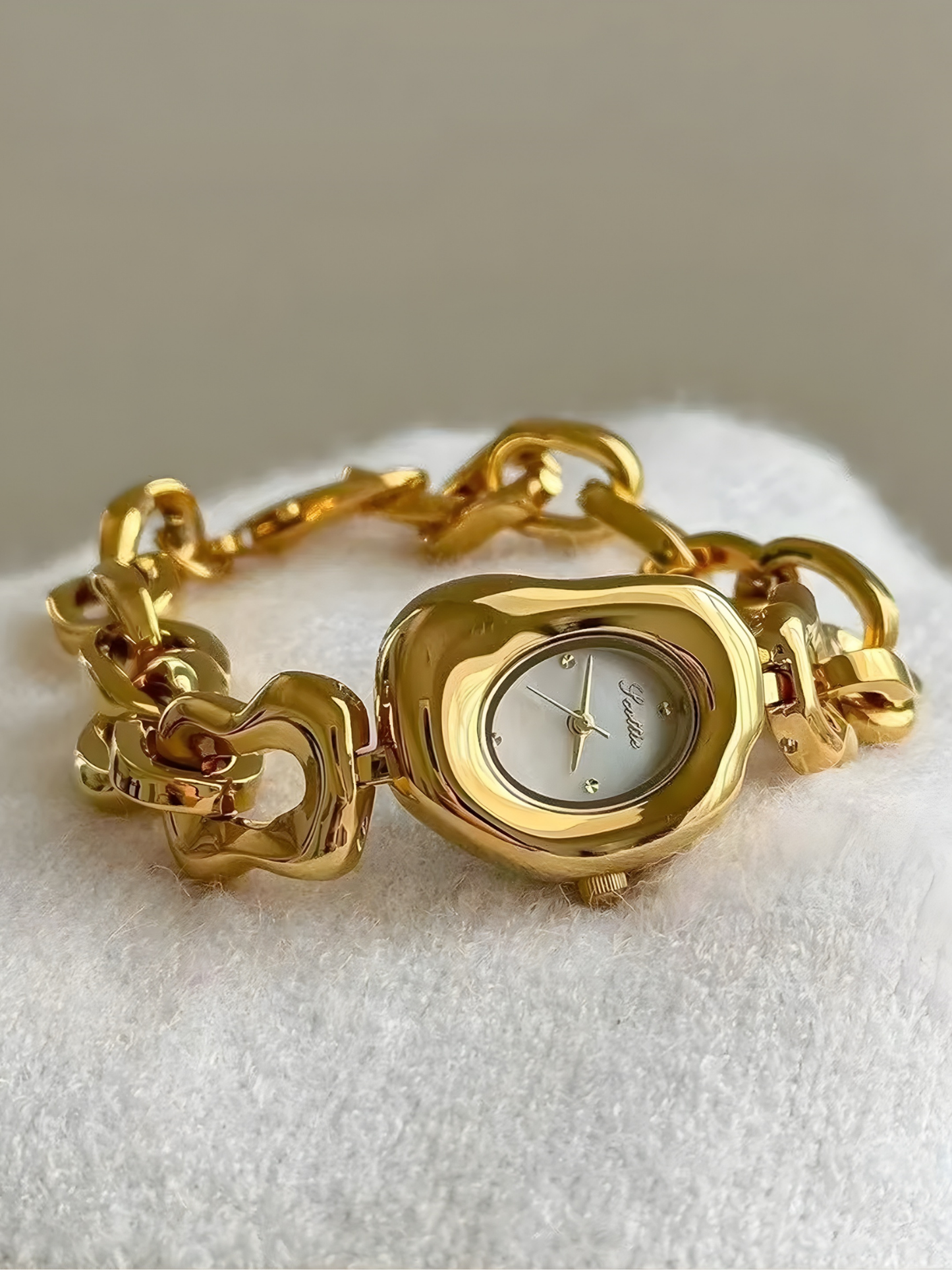 Dali Vintage Bracelet Watch